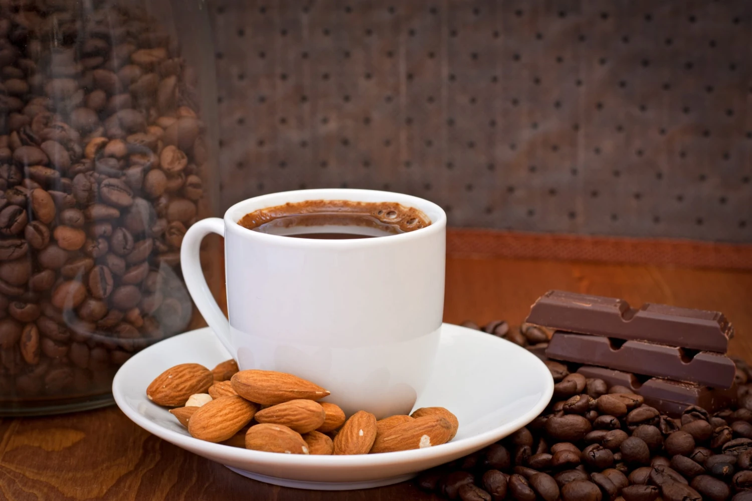 Chocolate Almond Coffee - WS 3 Chocolate Almond Coffee - WS