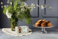 Unna Bakery Cookies -Simpson & Vail Store Unna BrownButter 1